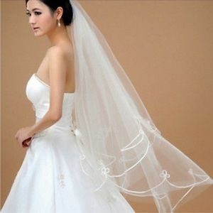 💕 New Wedding Veil with Piping on it.